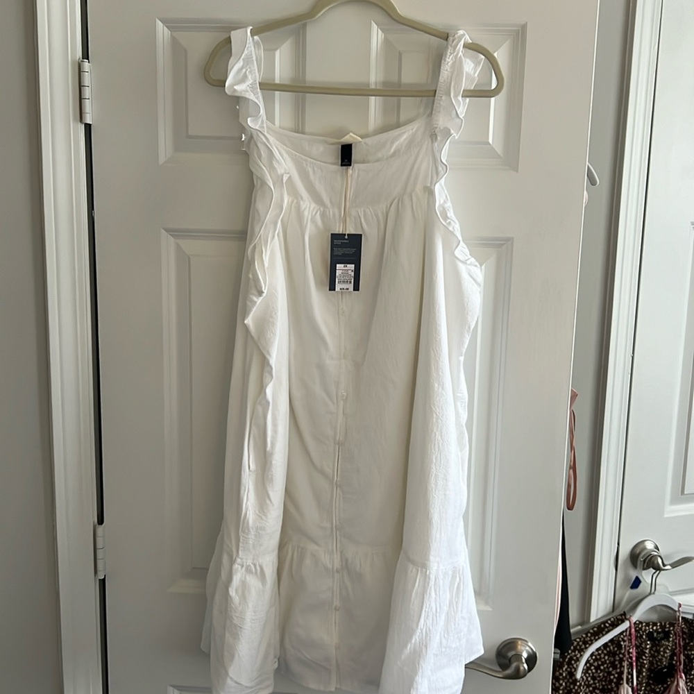 White universal threads dress size 2X